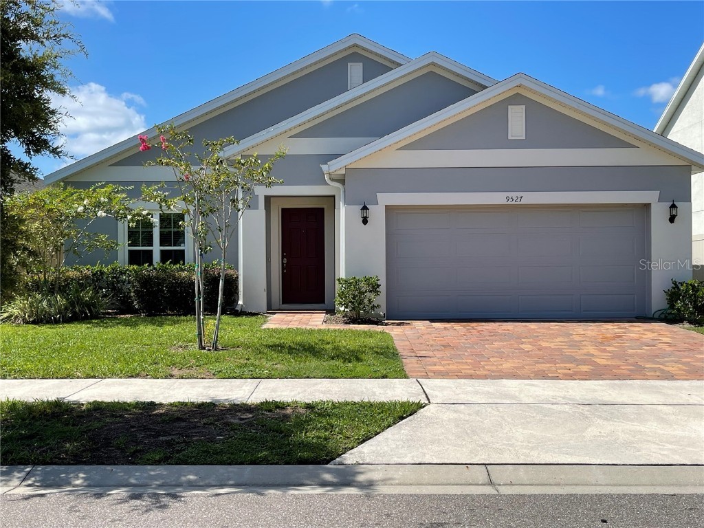 9527 Oglethorpe Drive Groveland FL 34736 O6145524 image1