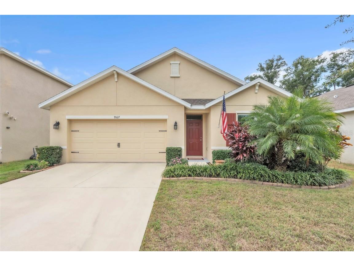 9527 Sunstone Boulevard Thonotosassa FL 33592 A4671251 image1