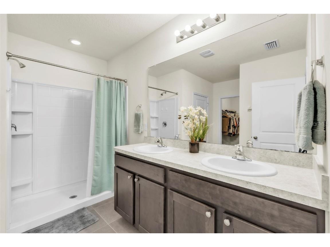 9527 Sunstone Boulevard Thonotosassa FL 33592 A4671251 image16