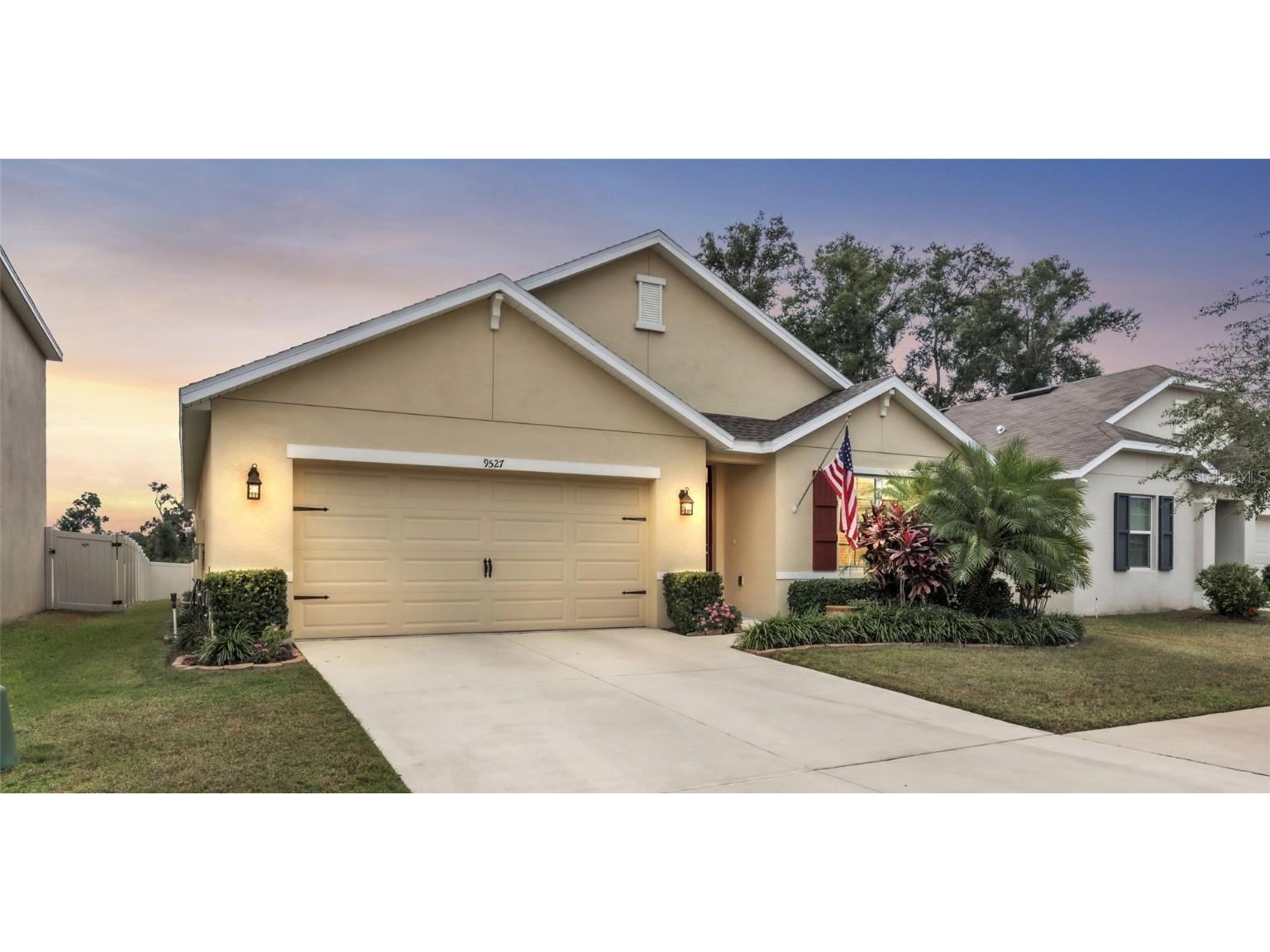 9527 Sunstone Boulevard Thonotosassa FL 33592 A4671251 image2