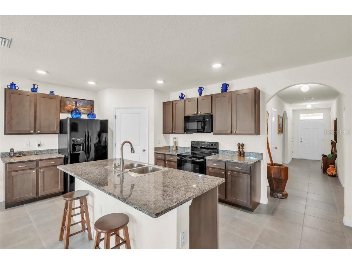 9527 Sunstone Boulevard Thonotosassa FL 33592 A4671251 image3