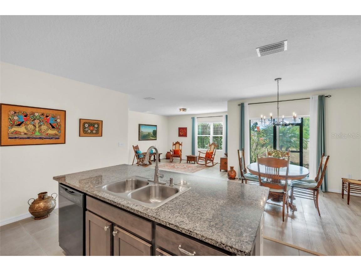 9527 Sunstone Boulevard Thonotosassa FL 33592 A4671251 image8