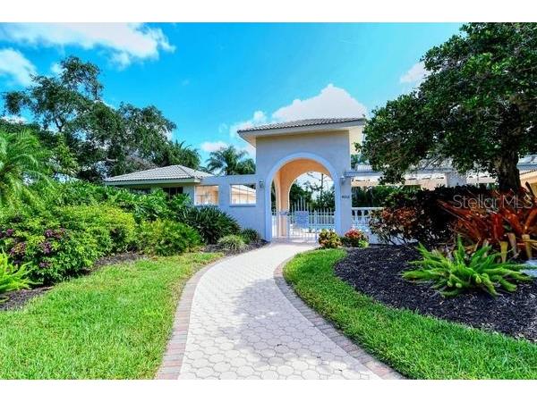 9528 Hawksmoor Lane Sarasota FL 34238 A4671428 image40