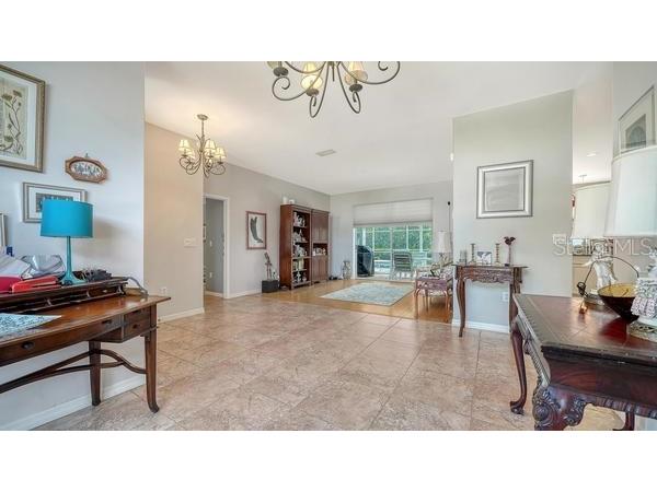 9528 Hawksmoor Lane Sarasota FL 34238 A4671428 image6