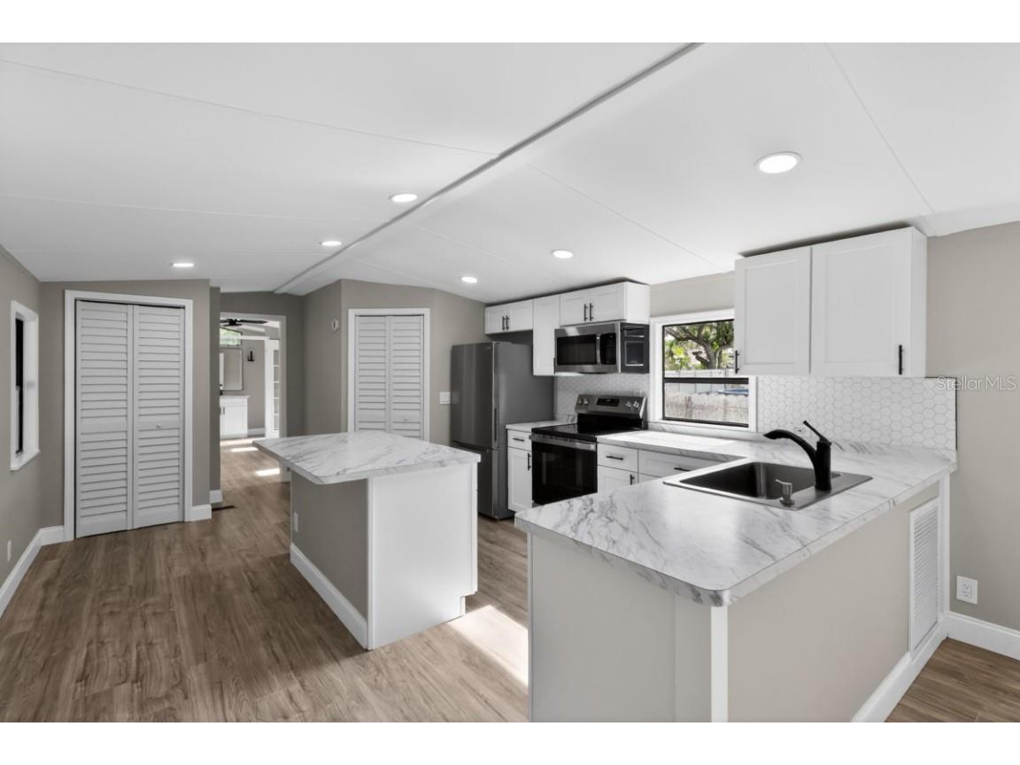 9528 Xenia Street New Port Richey FL 34654 A4674140 image3