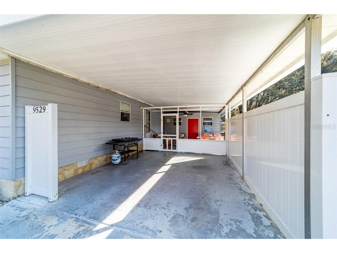 9529 SW 30th Terrace Ocala FL 34476 OM710667 image4