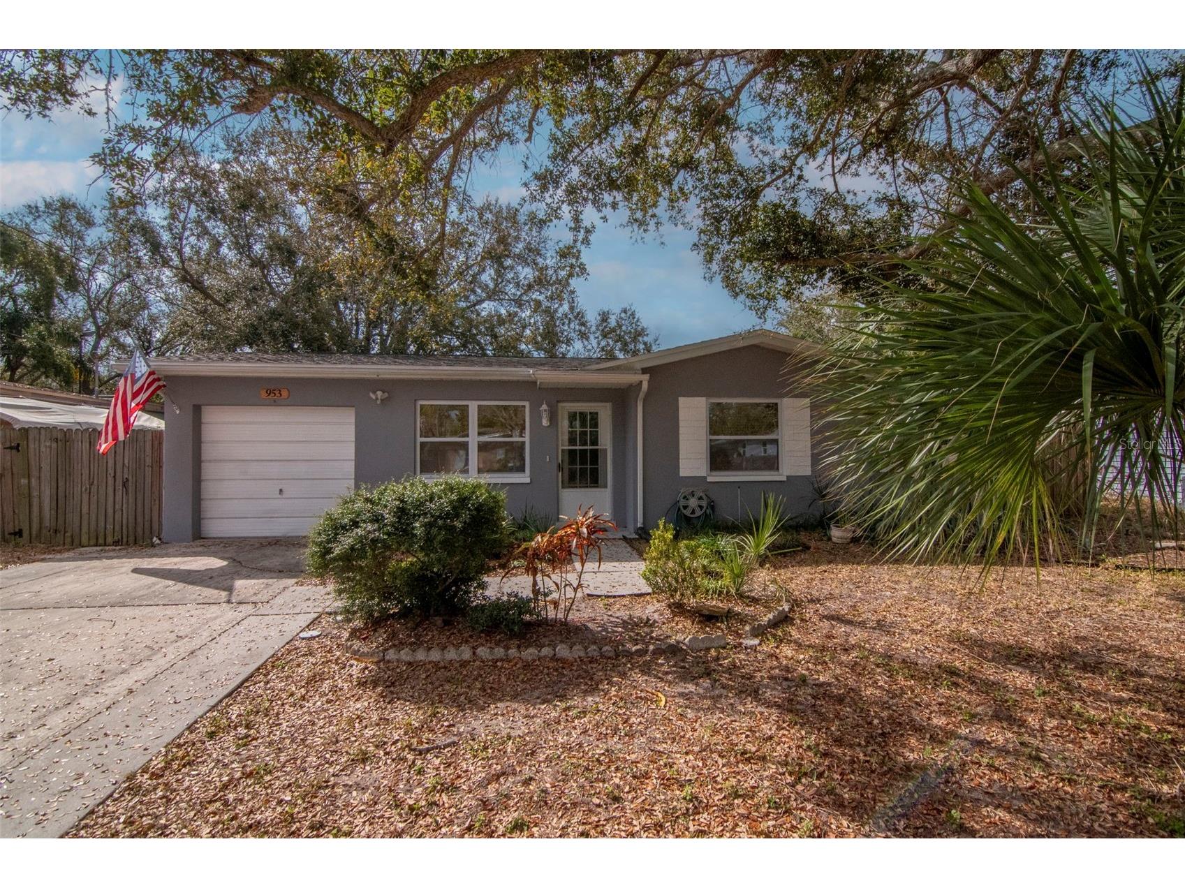 953 Cedarwood Avenue Dunedin FL 34698 TB8478668 image2