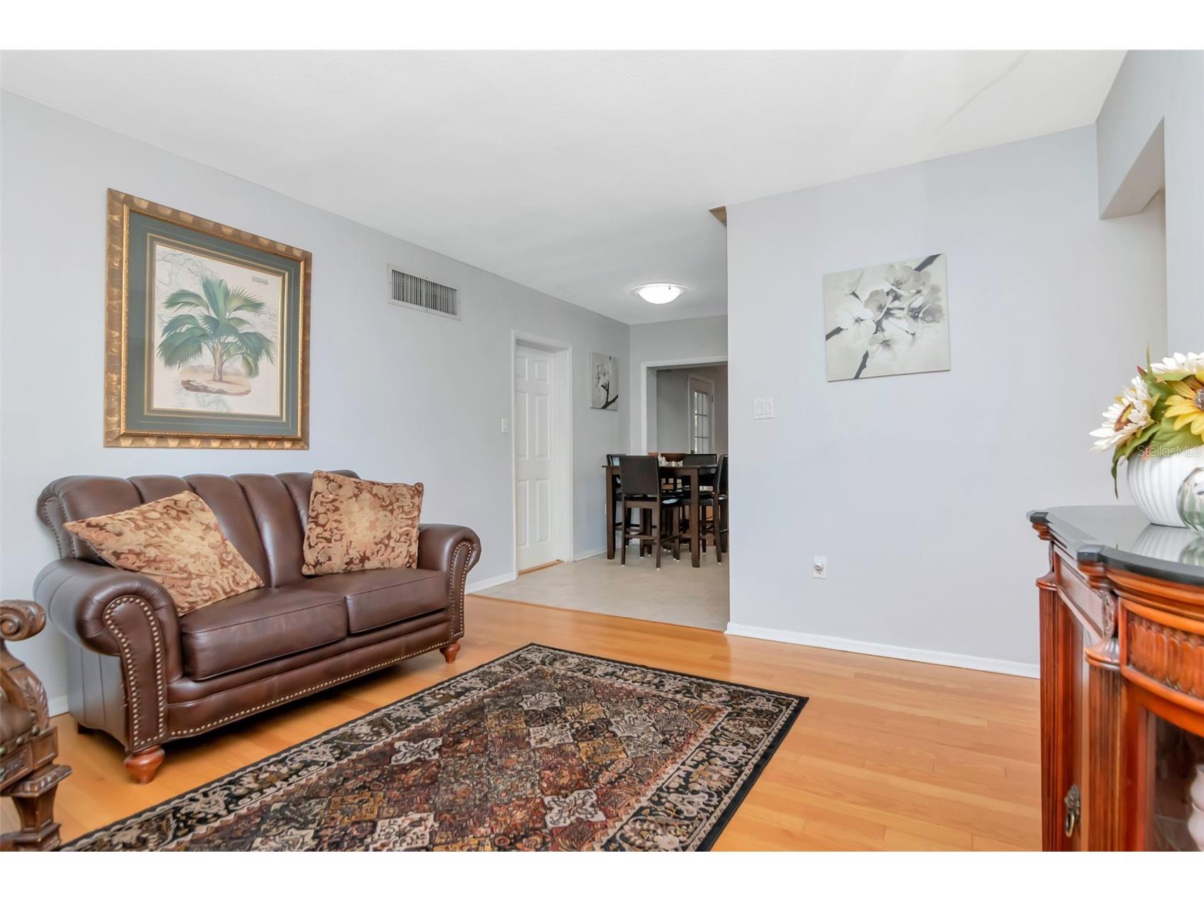 953 Cedarwood Avenue Dunedin FL 34698 TB8478668 image4