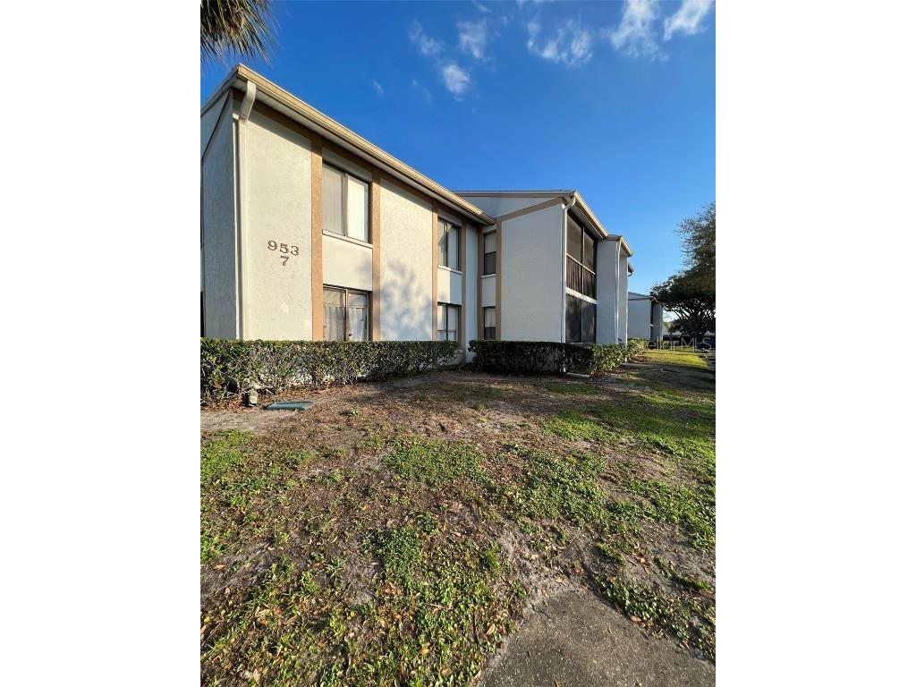 953 Courtyard Lane #B1 Orlando FL 32825 O6093441 image1