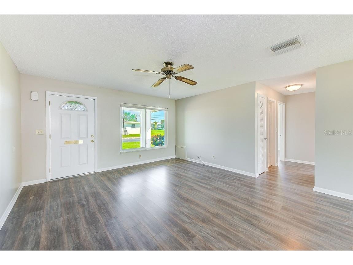 9530 45th Street N #1B Pinellas Park FL 33782 U8234644 image5