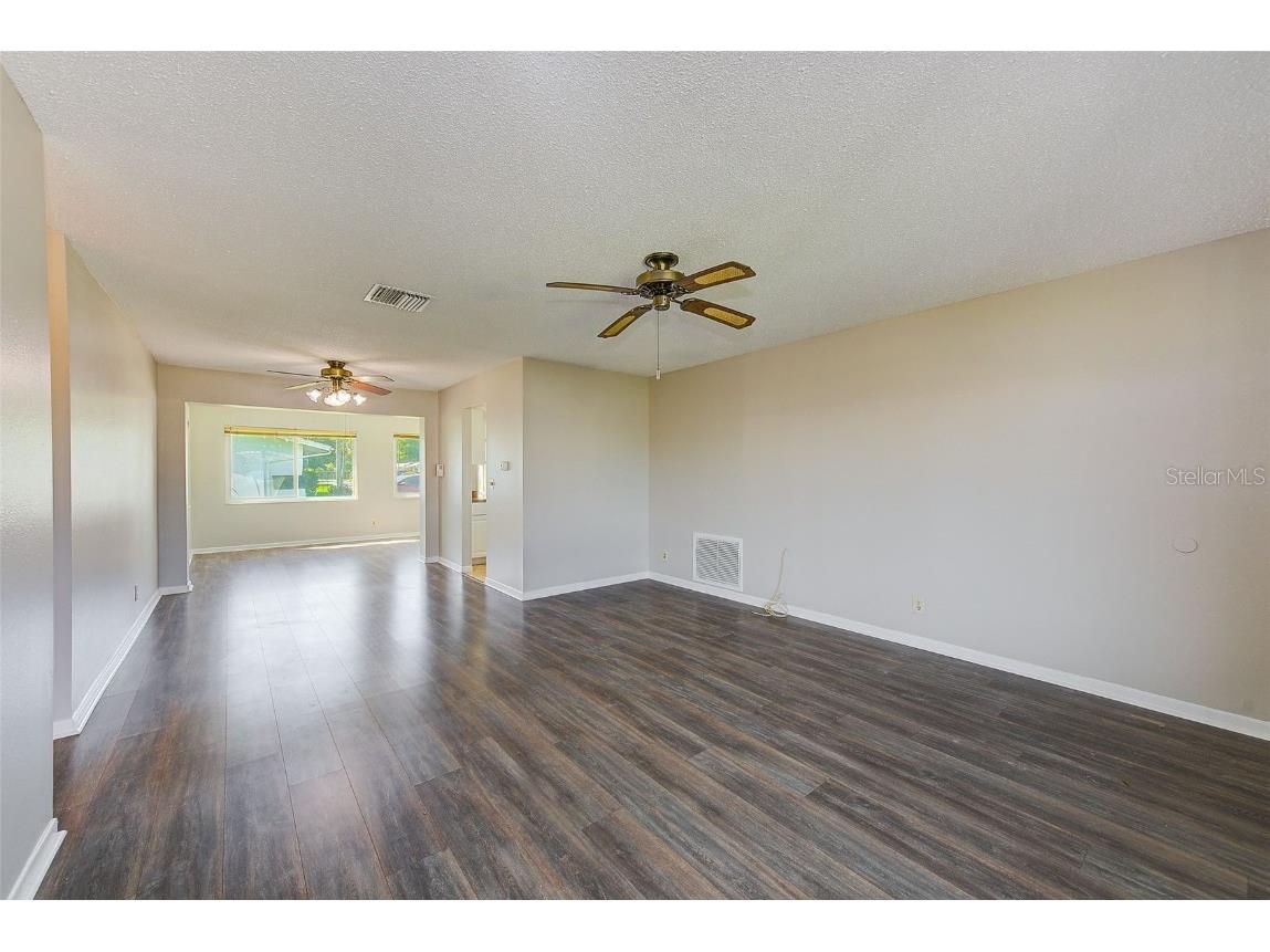 9530 45th Street N #1B Pinellas Park FL 33782 U8234644 image7