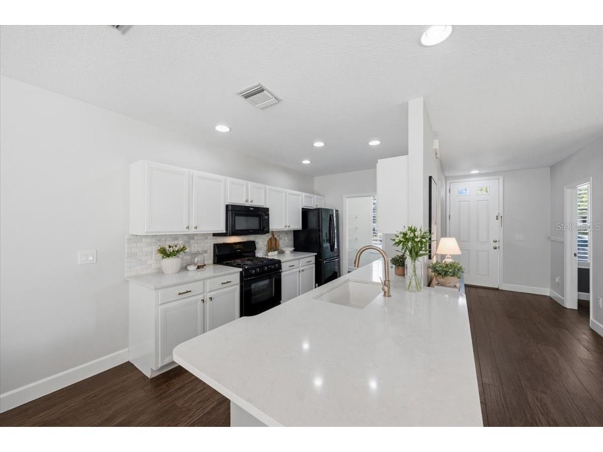 9530 W Park Village Drive Tampa FL 33626 TB8521413 image8