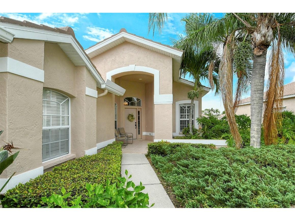9532 Forest Hills Circle Sarasota FL 34238 A4583846 image1