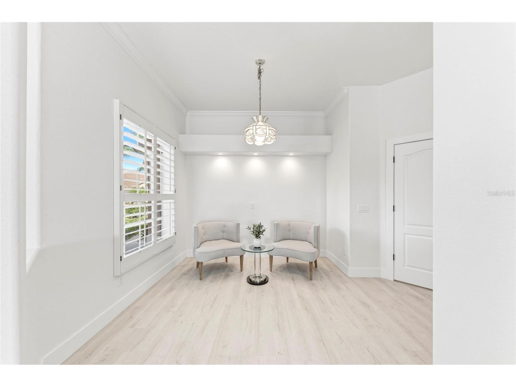 9532 Forest Hills Circle Sarasota FL 34238 A4695500 image13