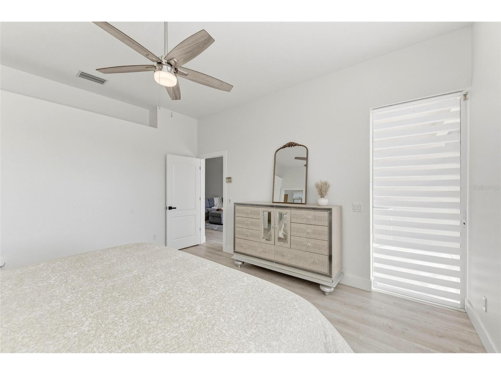 9532 Forest Hills Circle Sarasota FL 34238 A4695500 image35