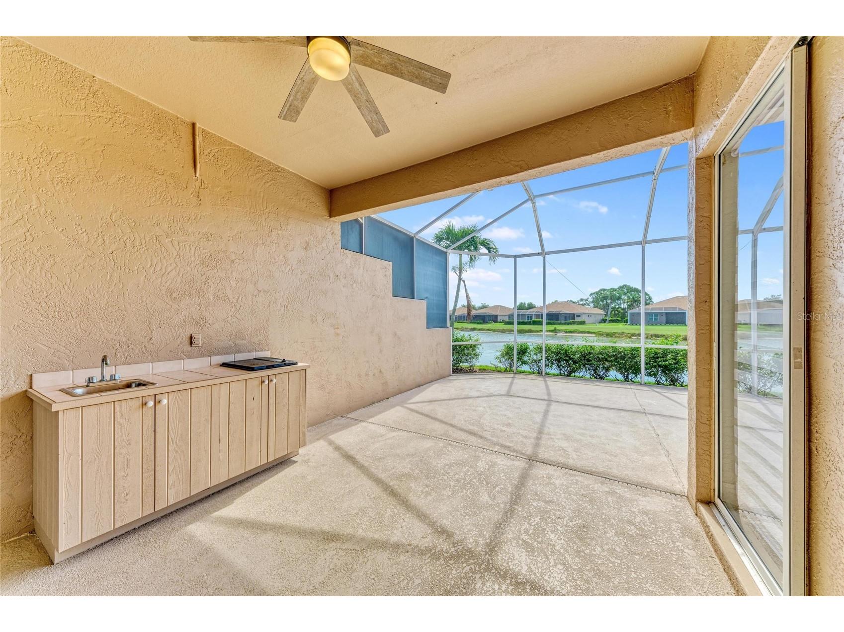 9532 Forest Hills Circle Sarasota FL 34238 A4695500 image46