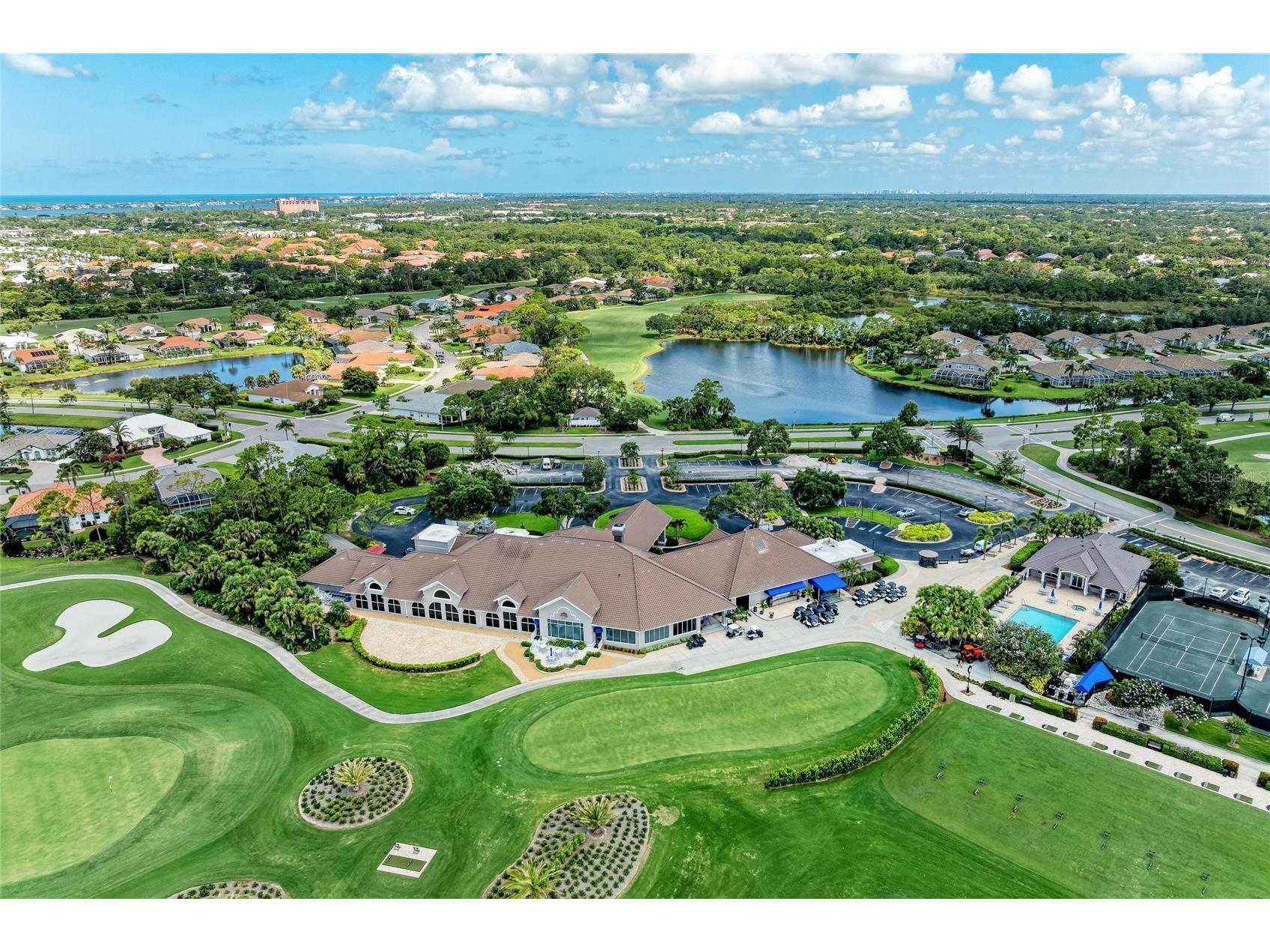 9532 Forest Hills Circle Sarasota FL 34238 A4695500 image58