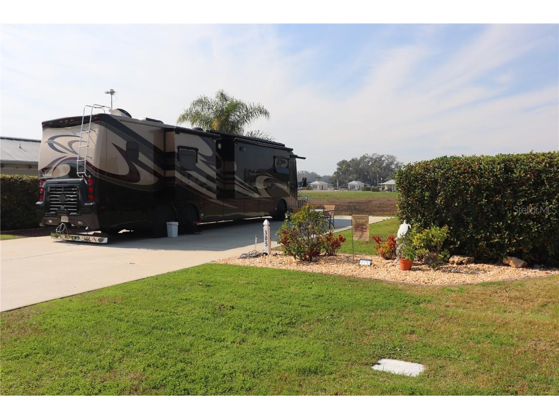 9532 SE 49th Terrace Webster FL 33597 G5092693 image1