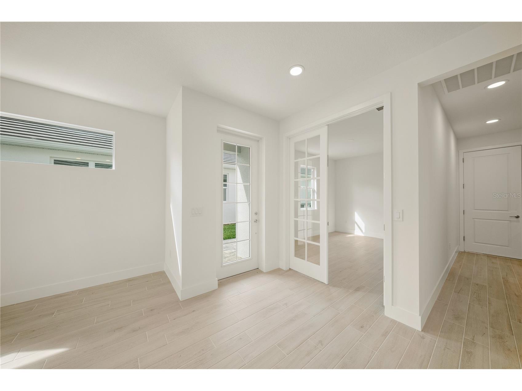 9533 Lunar Dove Drive Sarasota FL 34240 A4681608 image10
