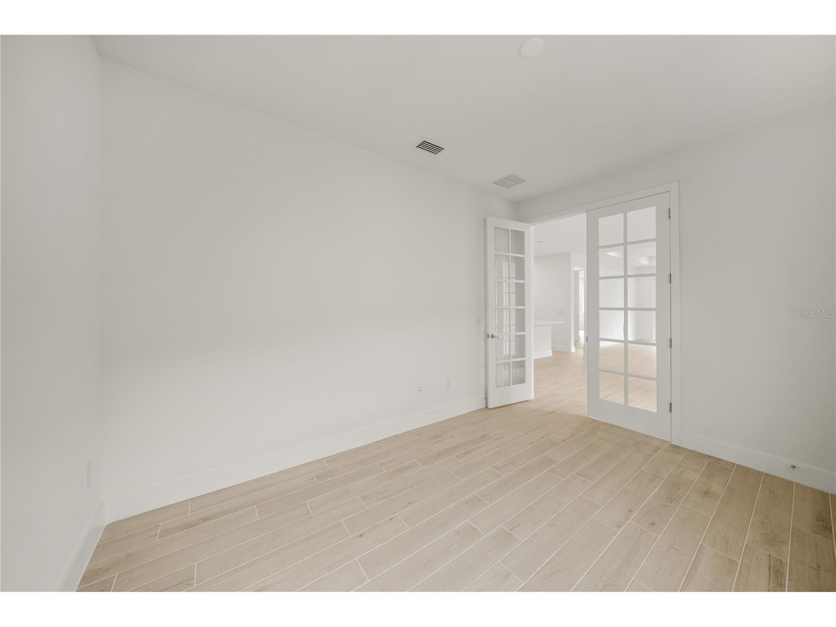 9533 Lunar Dove Drive Sarasota FL 34240 A4681608 image19