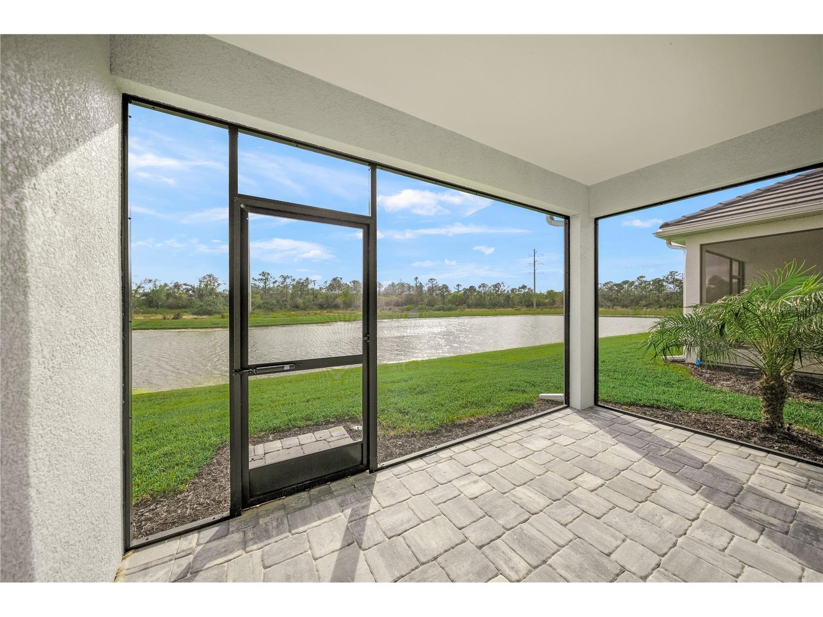 9533 Lunar Dove Drive Sarasota FL 34240 A4681608 image27