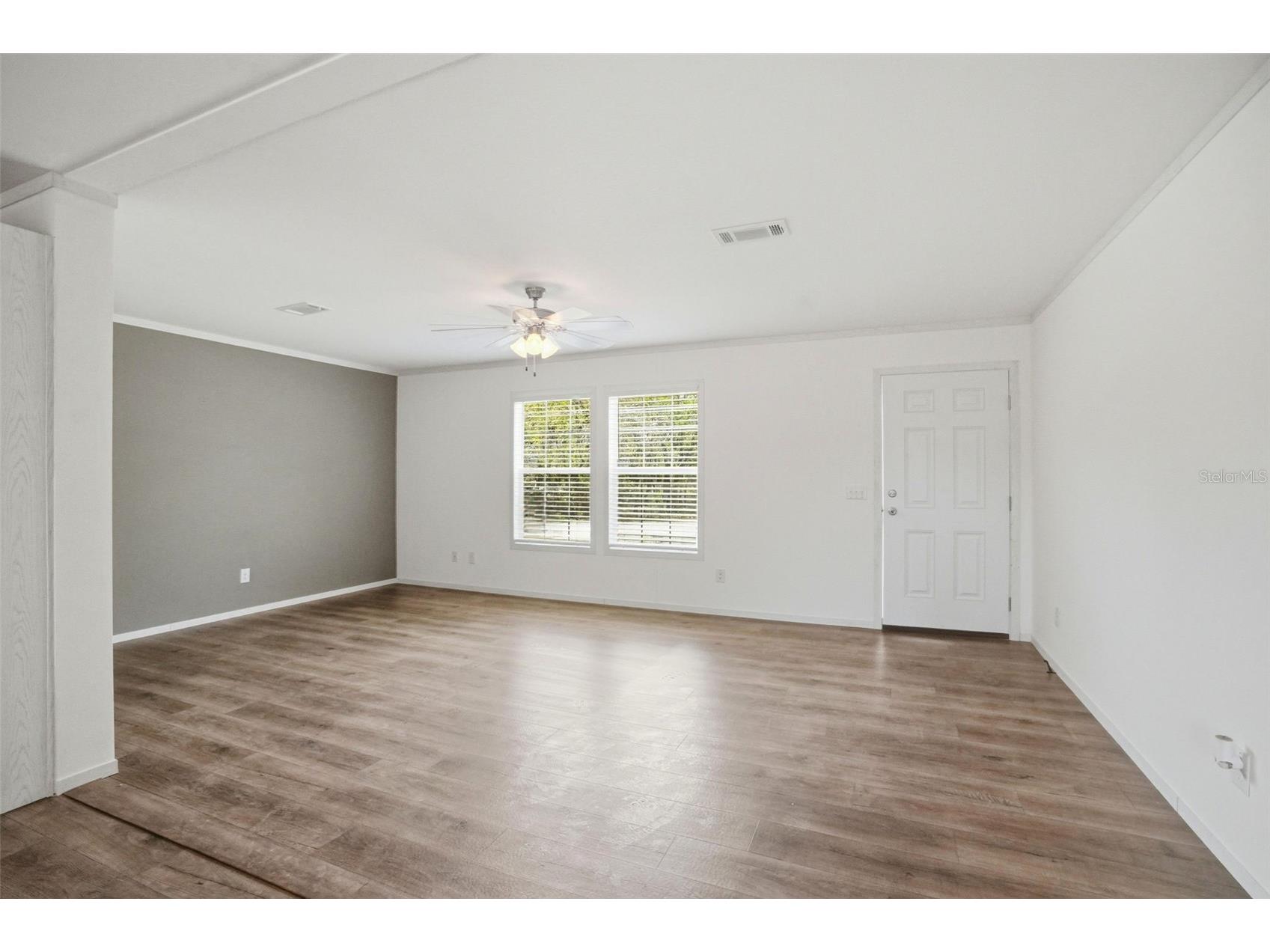 9533 Round Lake Drive Weeki Wachee FL 34613 W7884685 image13