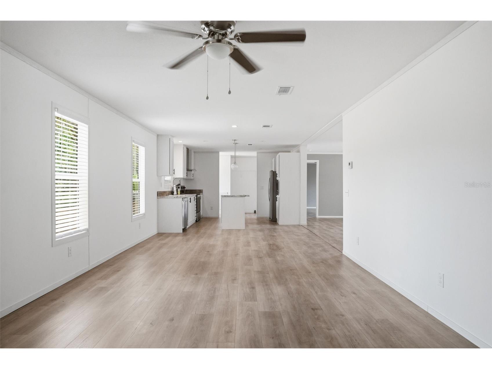 9533 Round Lake Drive Weeki Wachee FL 34613 W7884685 image15