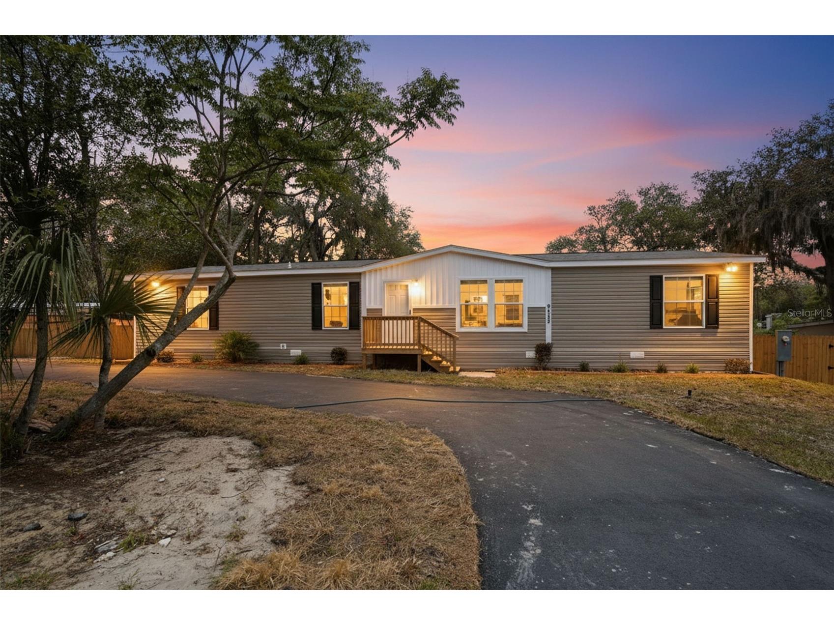9533 Round Lake Drive Weeki Wachee FL 34613 W7884685 image2