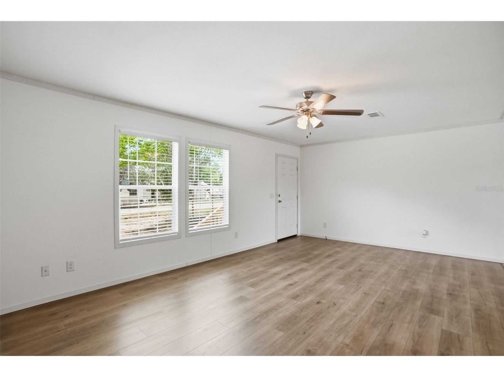 9533 Round Lake Drive Weeki Wachee FL 34613 W7884685 image20