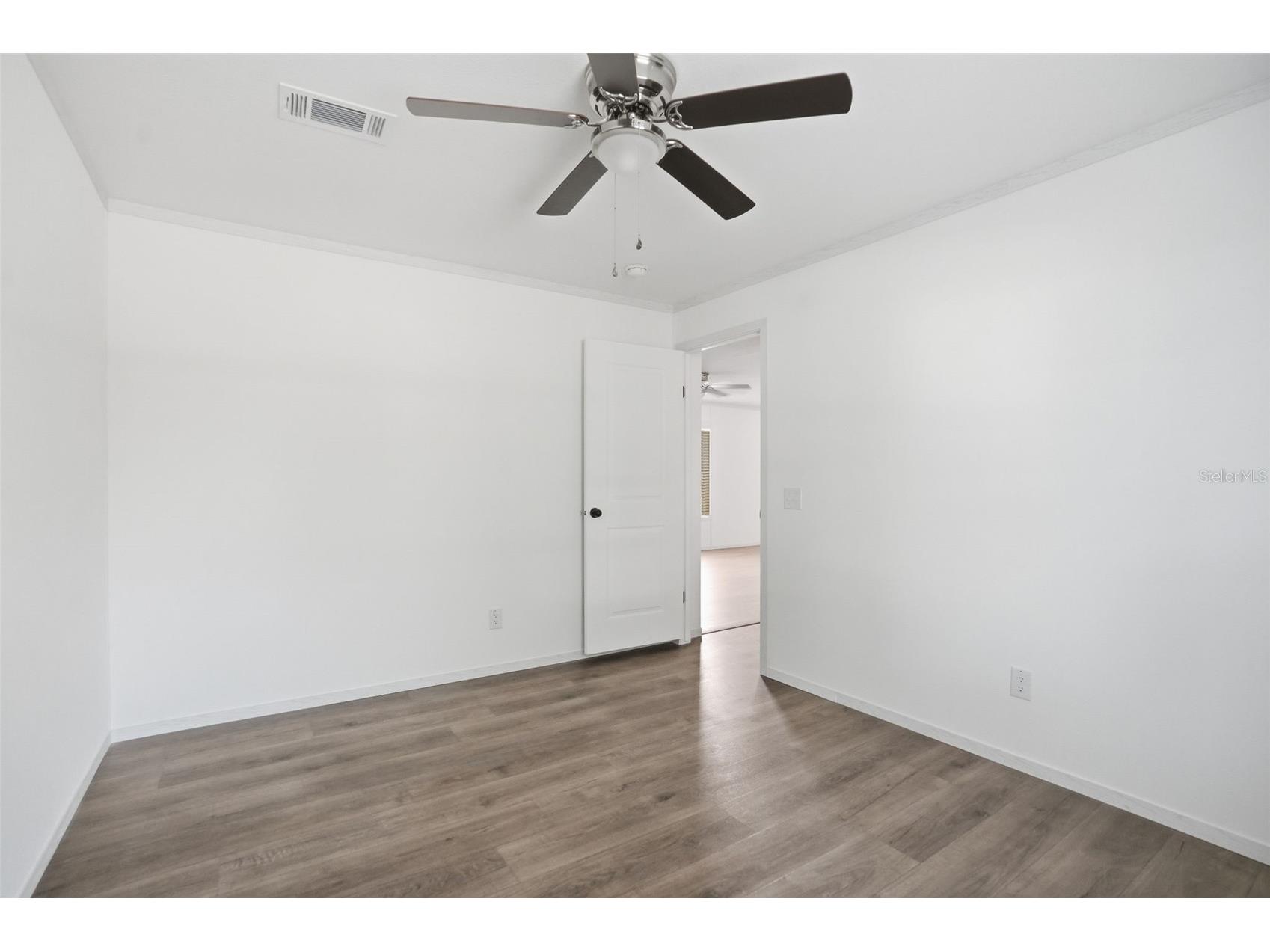 9533 Round Lake Drive Weeki Wachee FL 34613 W7884685 image29