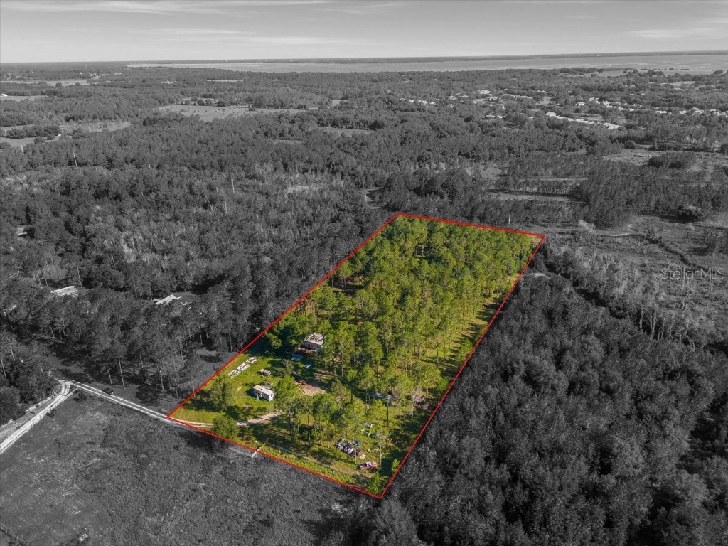 9535 Number Two Road Howey In The Hills FL 34737 U8251623 image1