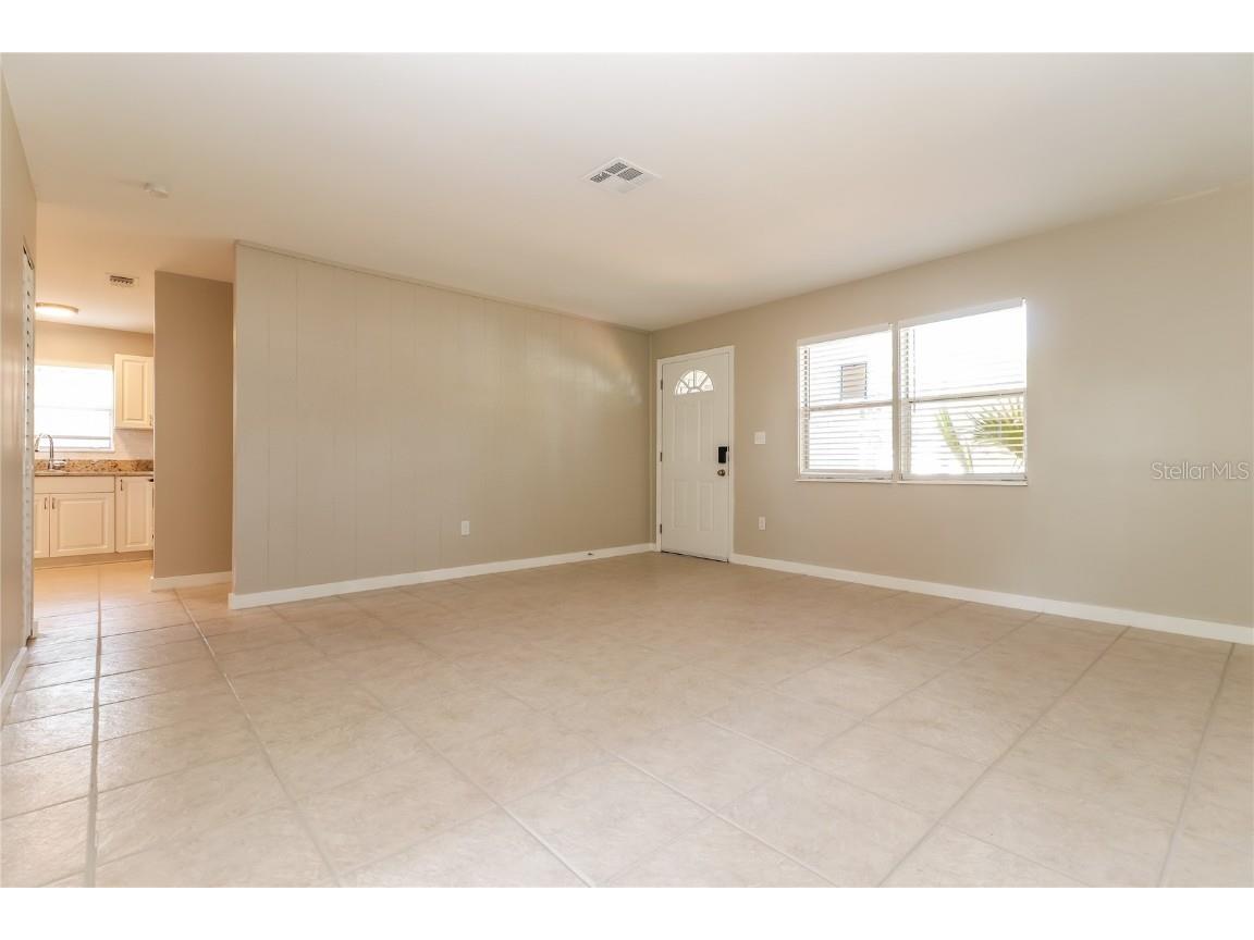 9537 Groveland Street Seminole FL 33772 O6344333 image2