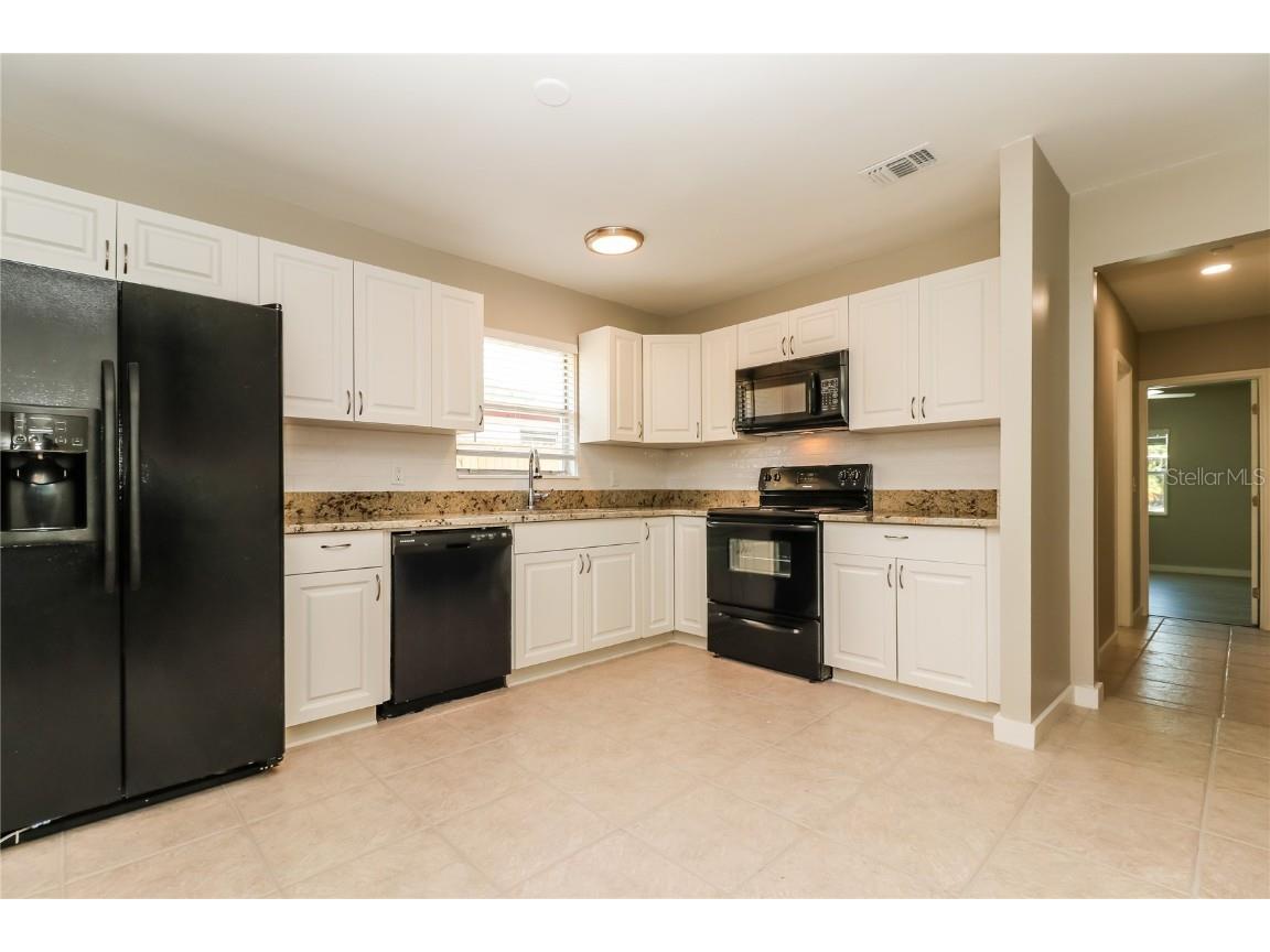 9537 Groveland Street Seminole FL 33772 O6344333 image5