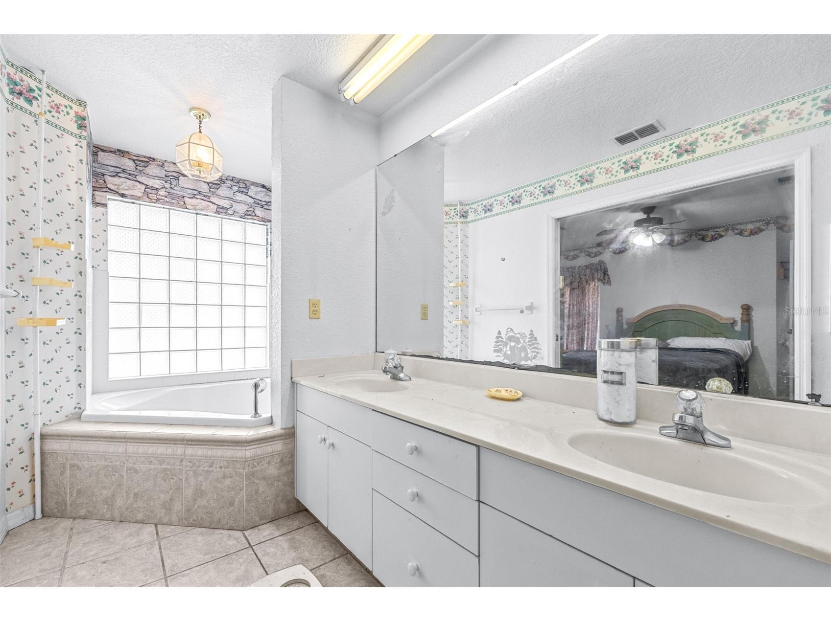 954 Odoniel Drive Lakeland FL 33809 P4938488 image11