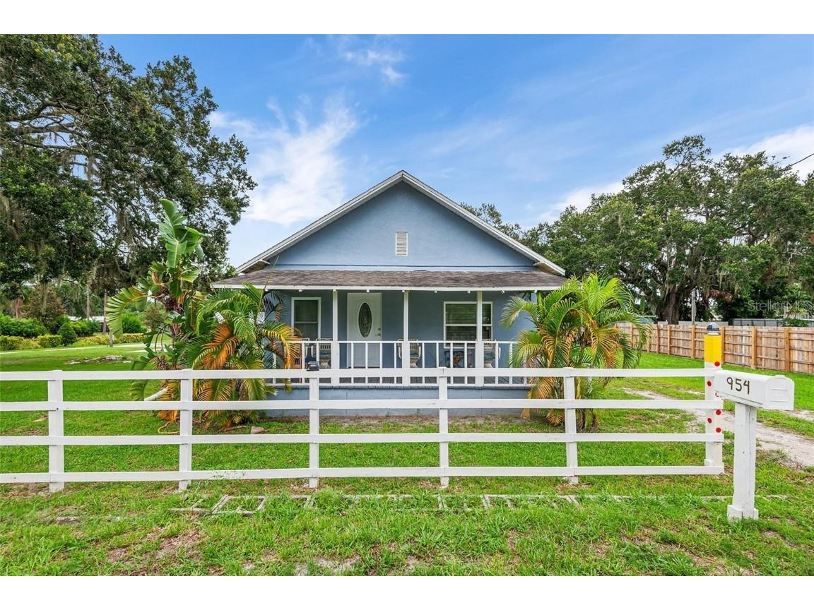 954 Reynolds Road Lakeland FL 33801 P4936721 image1