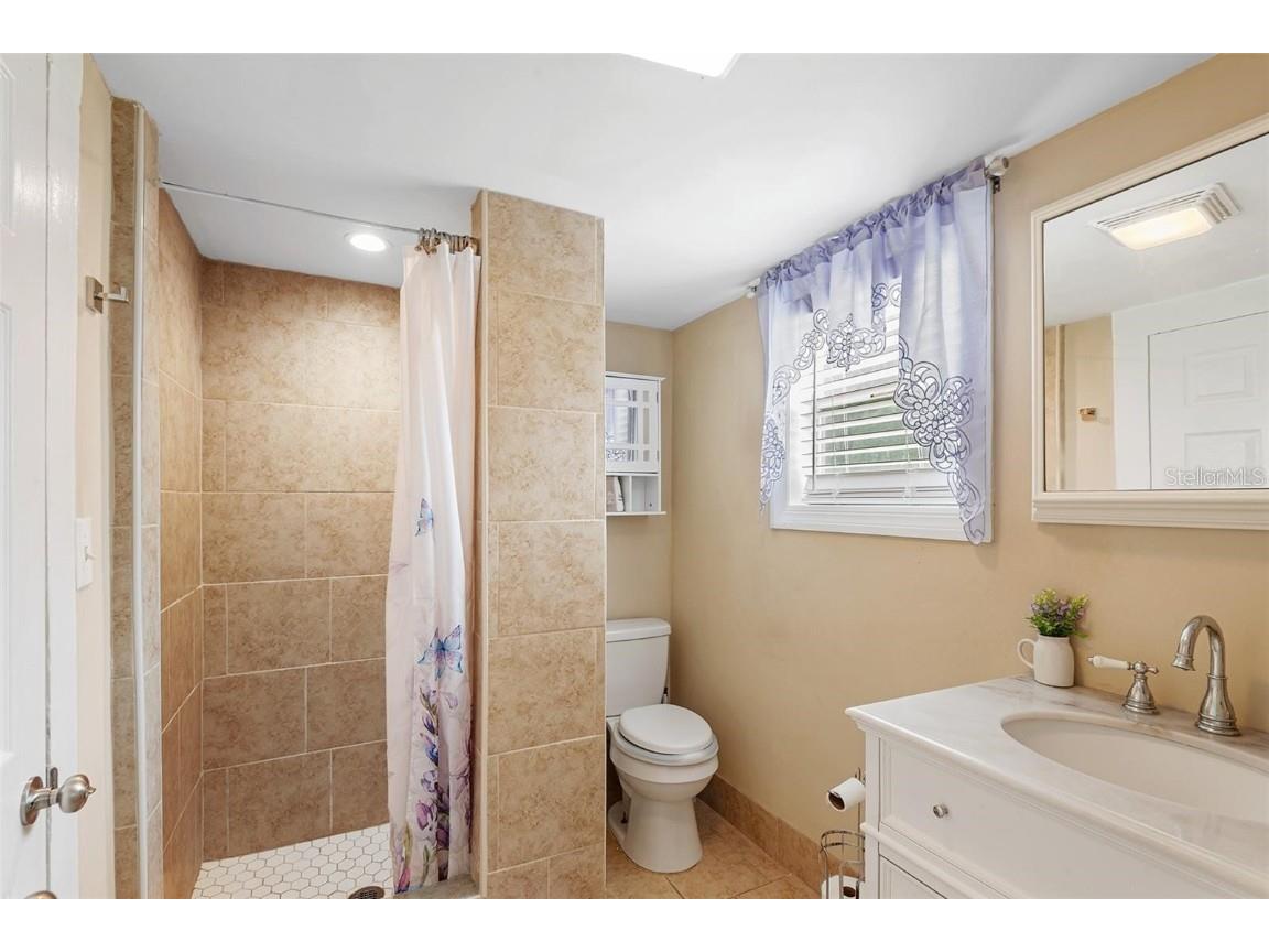 954 Reynolds Road Lakeland FL 33801 P4936721 image23