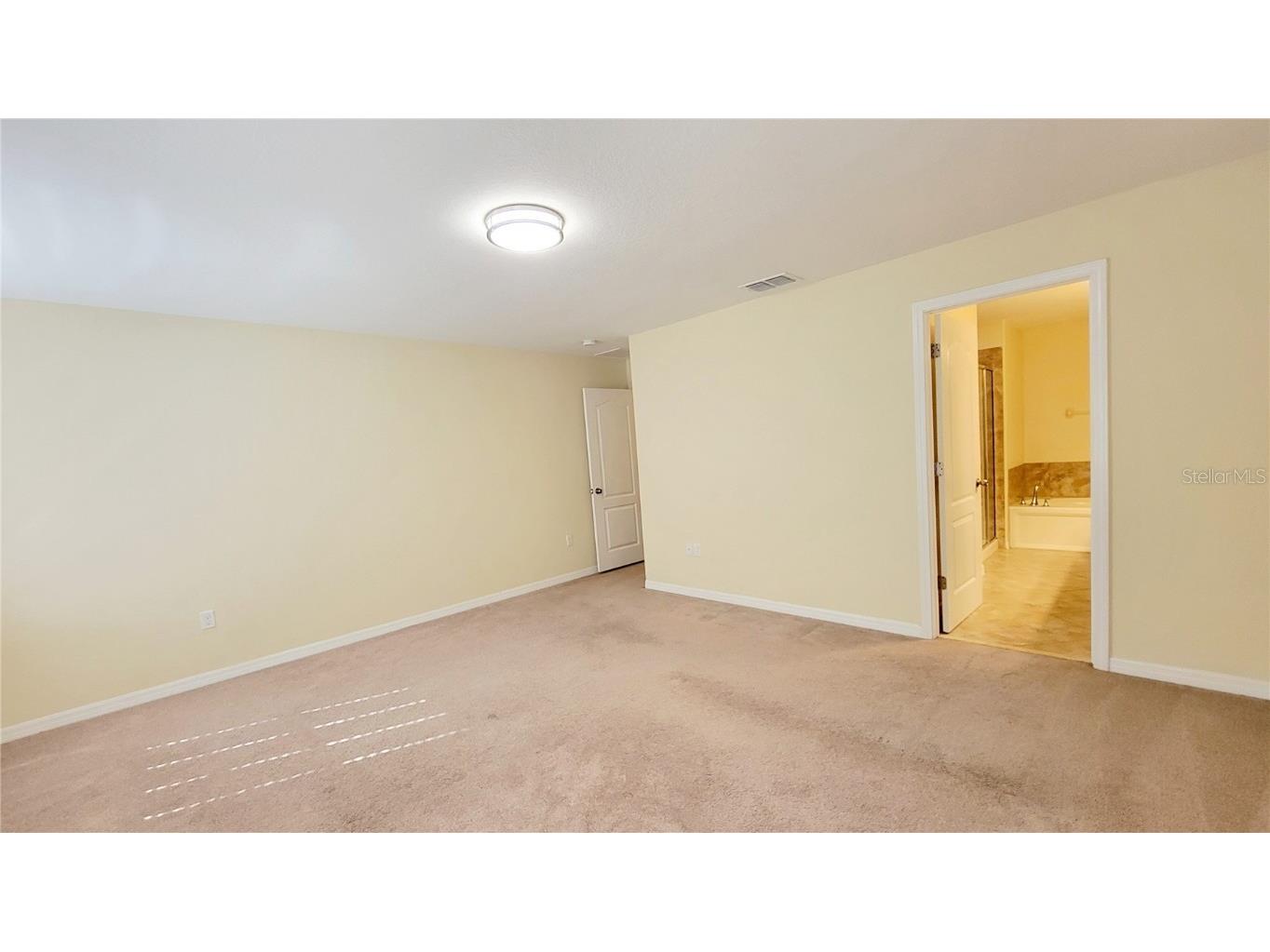 9540 Trumpet Vine Loop Trinity FL 34655 TB8432878 image30