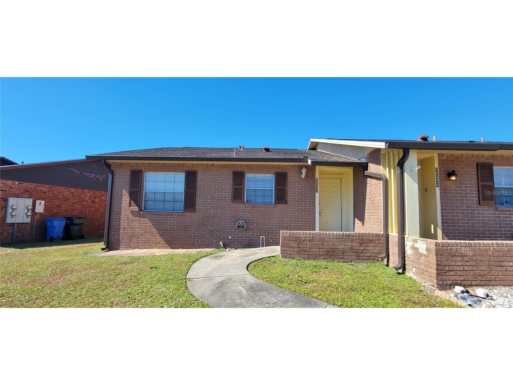 9542 Lake Park Drive Thonotosassa FL 33592 TB8445722 image1