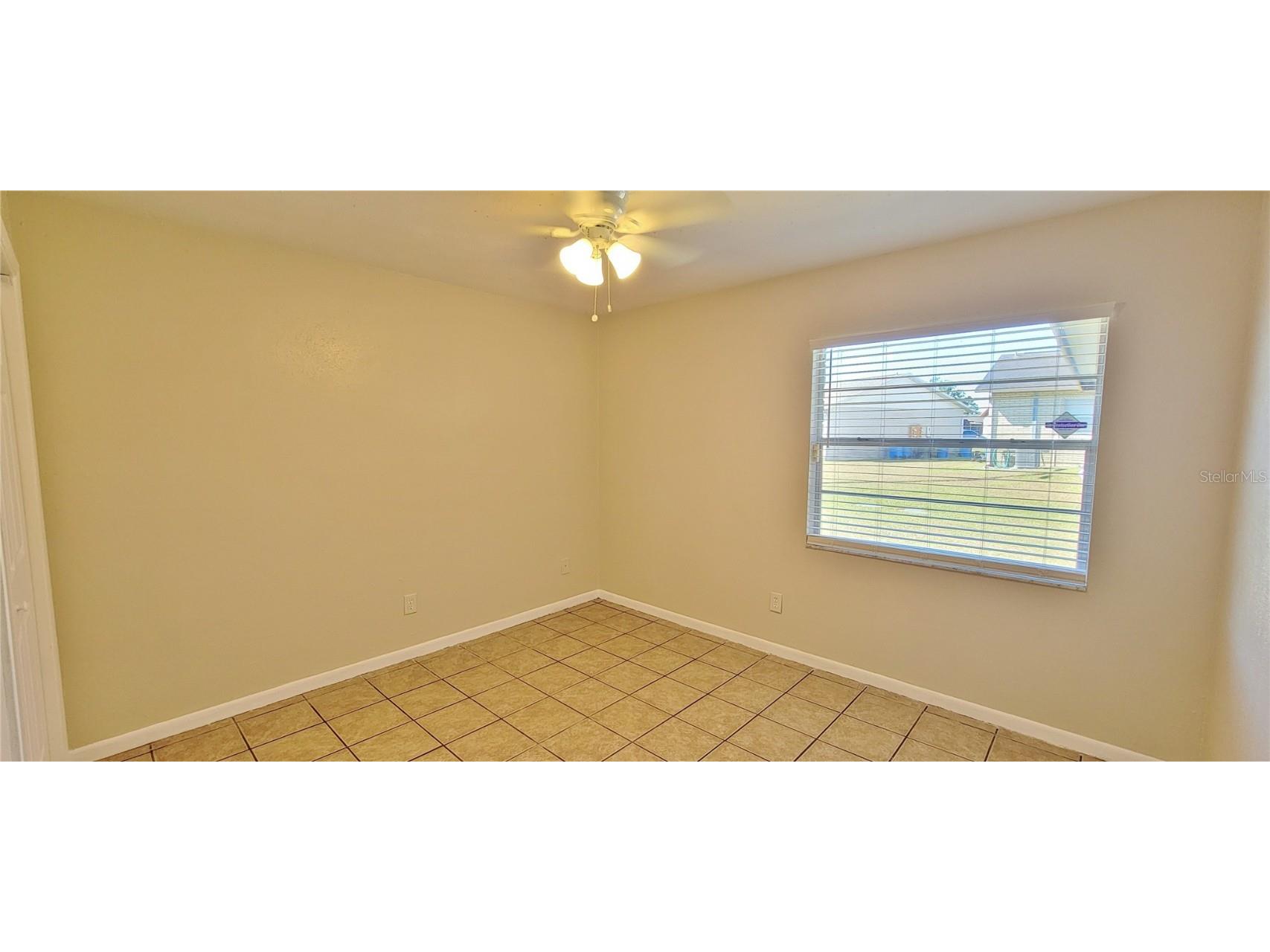 9542 Lake Park Drive Thonotosassa FL 33592 TB8445722 image16