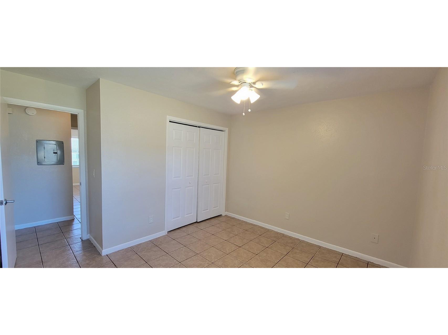 9542 Lake Park Drive Thonotosassa FL 33592 TB8445722 image17