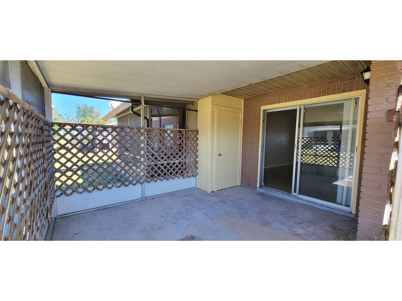 9542 Lake Park Drive Thonotosassa FL 33592 TB8445722 image26