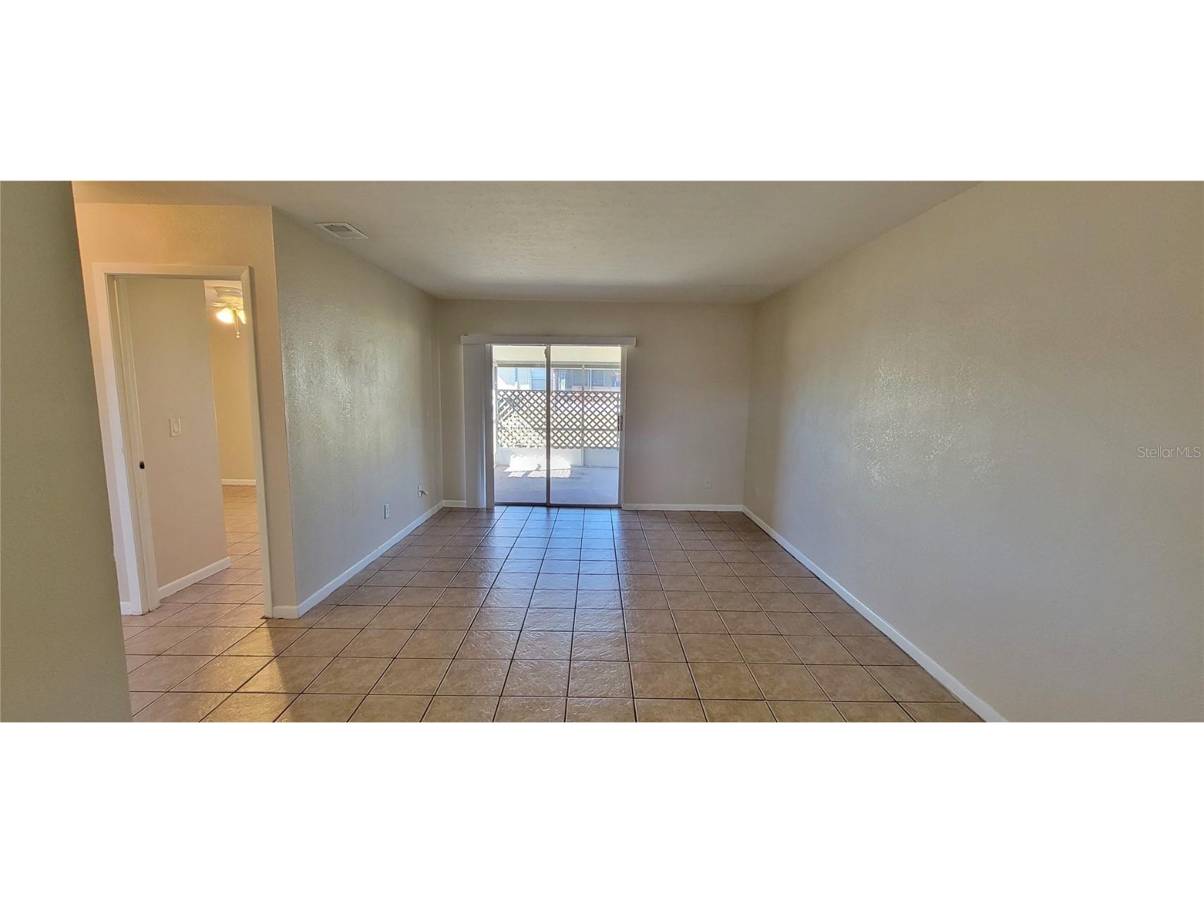 9542 Lake Park Drive Thonotosassa FL 33592 TB8445722 image9