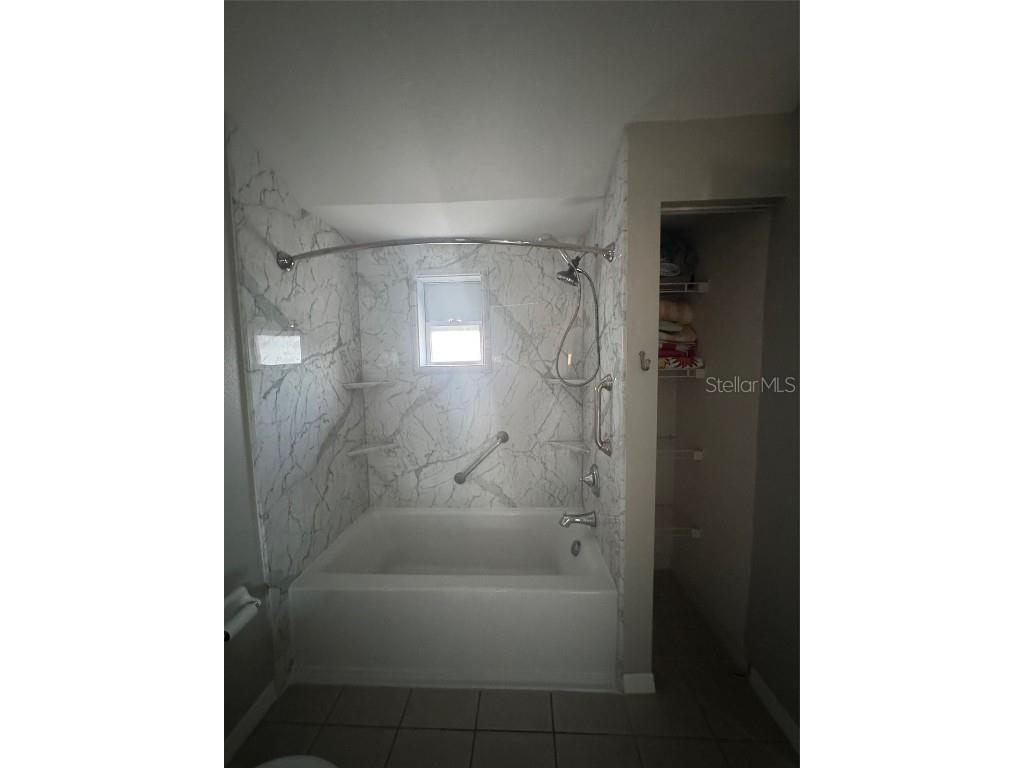 9548 Orange Valley Court Tampa FL 33618 TB8454341 image15