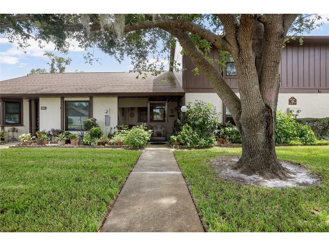 955 Eastridge Drive #7P Debary FL 32713 V4944814 image1