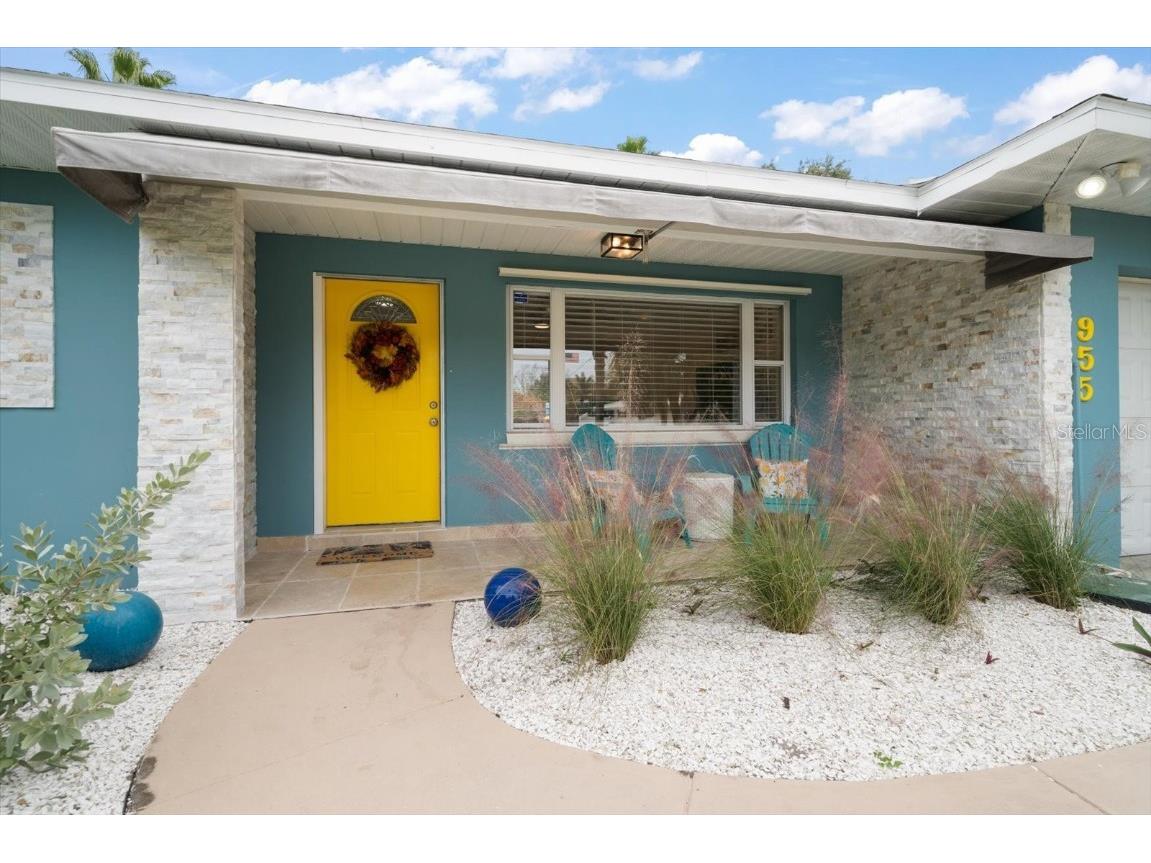 955 Narcissus Avenue Clearwater Beach FL 33767 TB8447491 image1