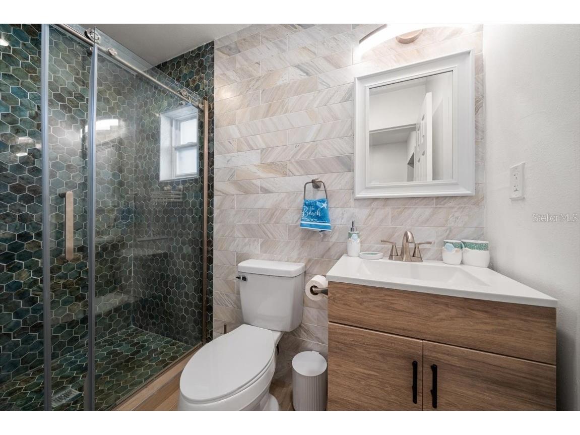 955 Narcissus Avenue Clearwater Beach FL 33767 TB8447491 image11