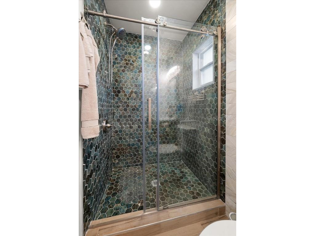 955 Narcissus Avenue Clearwater Beach FL 33767 TB8447491 image12