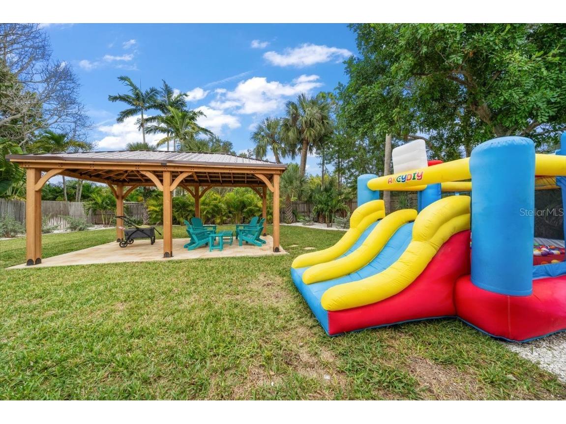 955 Narcissus Avenue Clearwater Beach FL 33767 TB8447491 image15