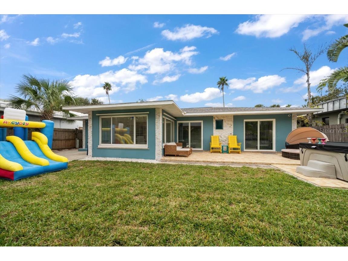 955 Narcissus Avenue Clearwater Beach FL 33767 TB8447491 image16