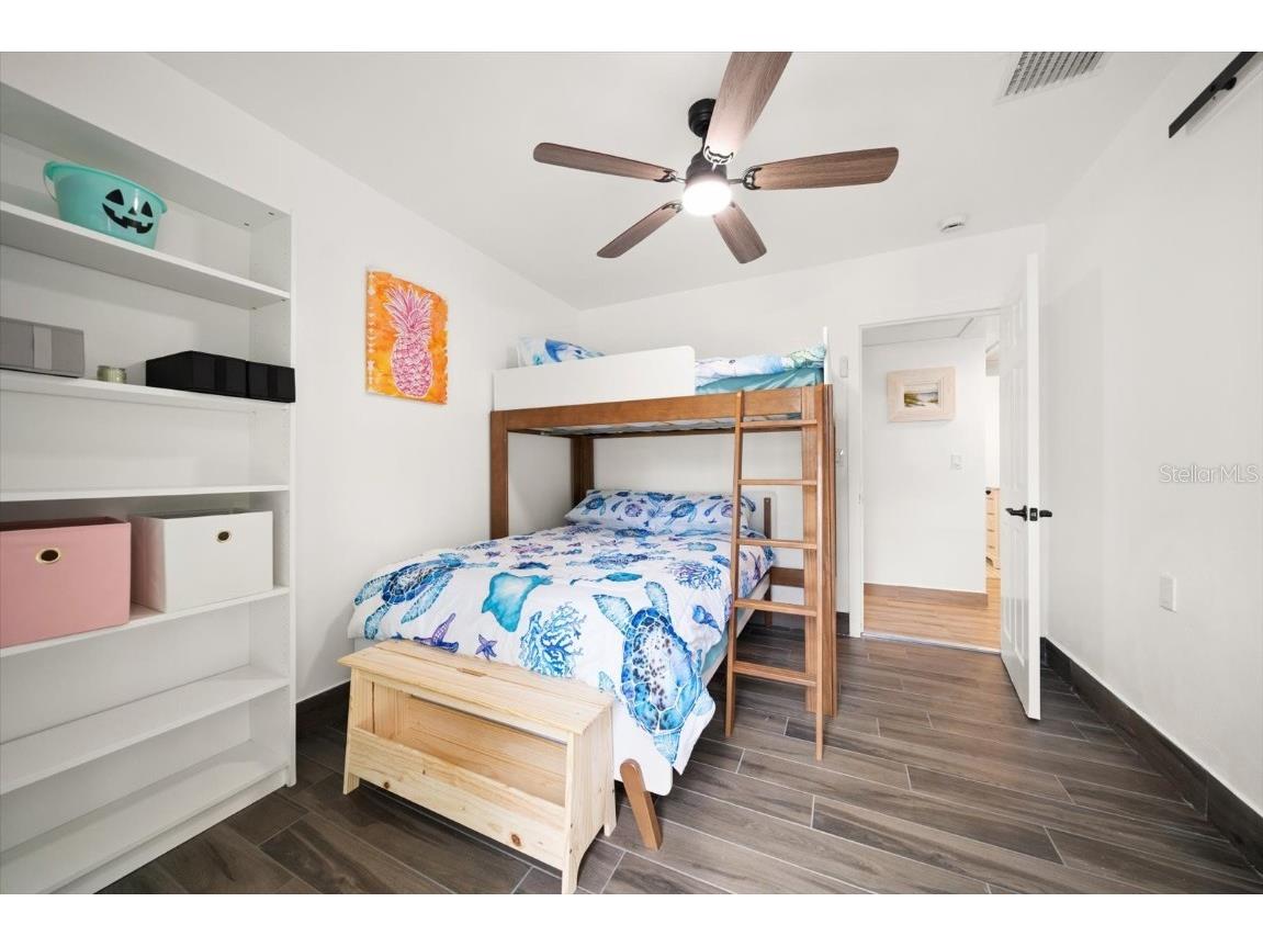 955 Narcissus Avenue Clearwater Beach FL 33767 TB8447491 image25